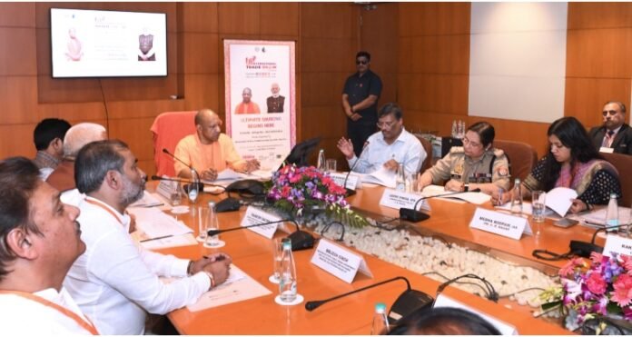 सीएम योगी बैठक