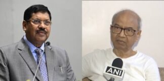 सीजेआई बीआर गवई पर जूता फेंकने वाले वकील राकेश किशोर बोले — मैंने यह कदम आहत होकर उठाया, पछतावे से नहीं सीजेआई बीआर गवई और वकील राकेश किशोर