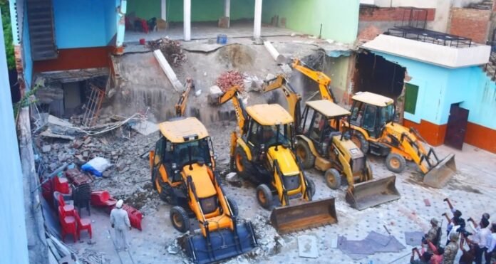 प्रशासन की करवाई